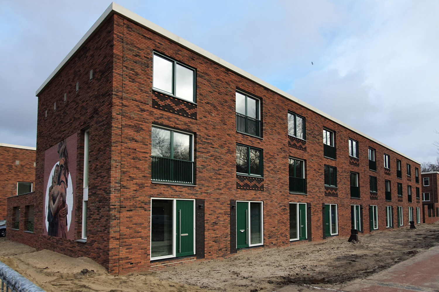 Poort 16Hoven opgeleverd