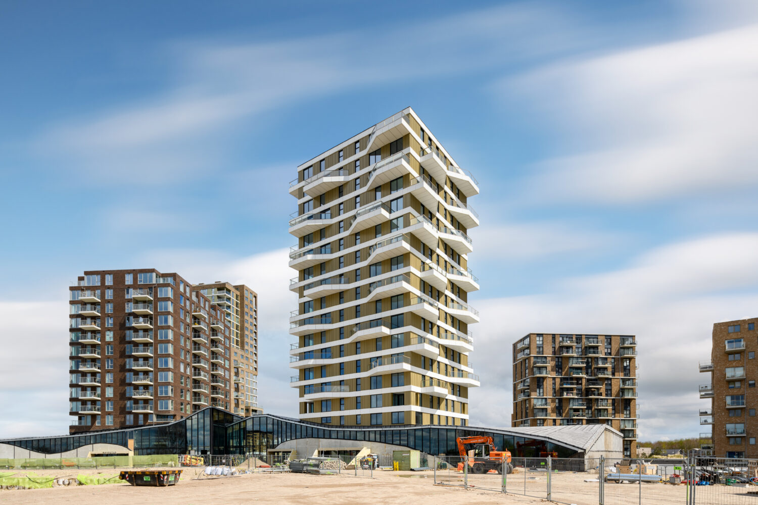 Skyline Almere Duin uitgebreid met Valencia