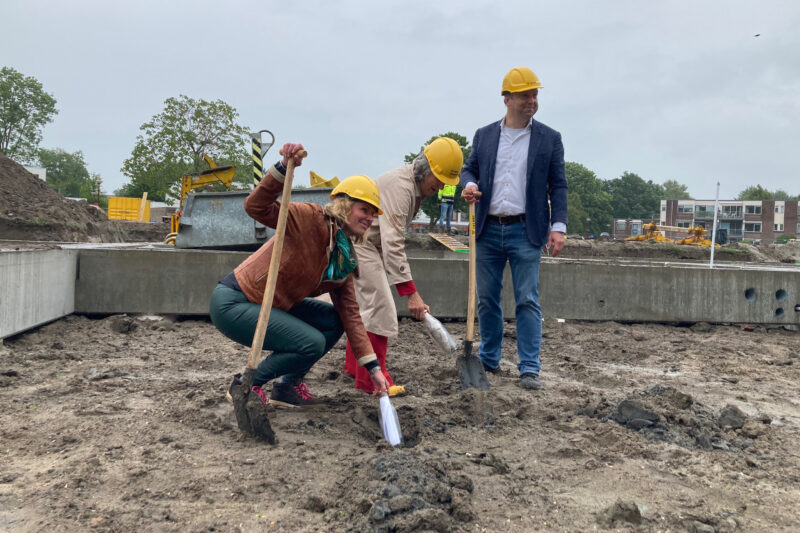 Bouw Lotus van start